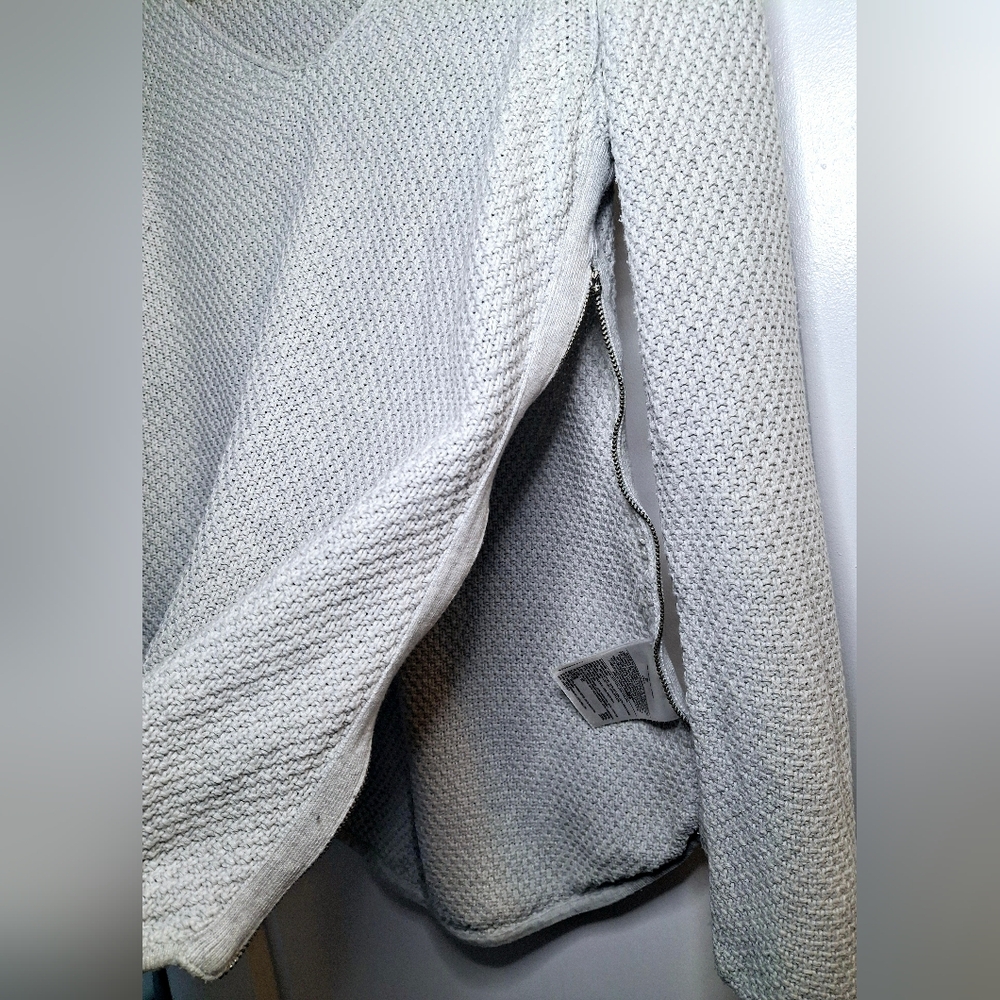 Banana Republic Knit Sweater with Side Zippers (S) - Picture 2 of 6